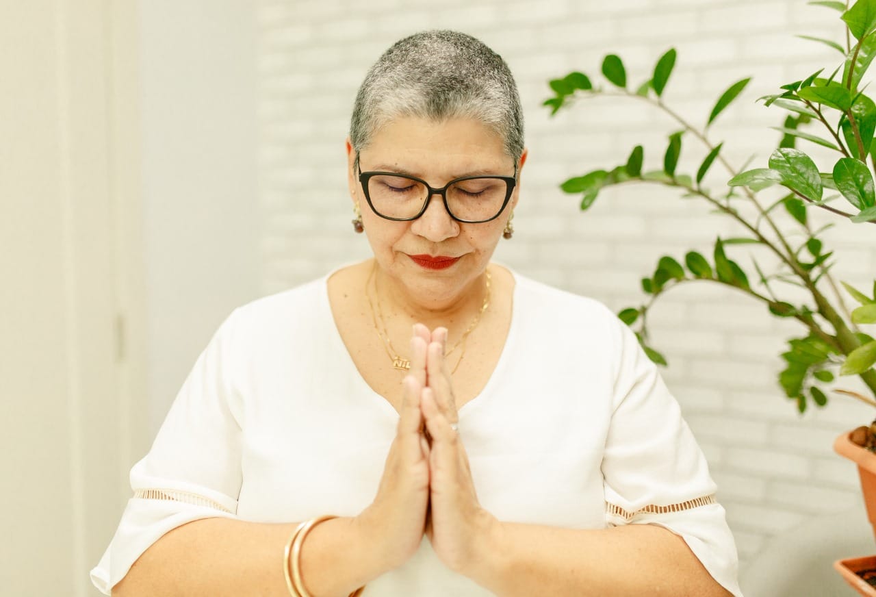 Ambiente de terapia holística acolhedor